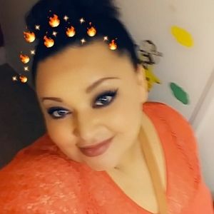 Meet your Posher, Raquel